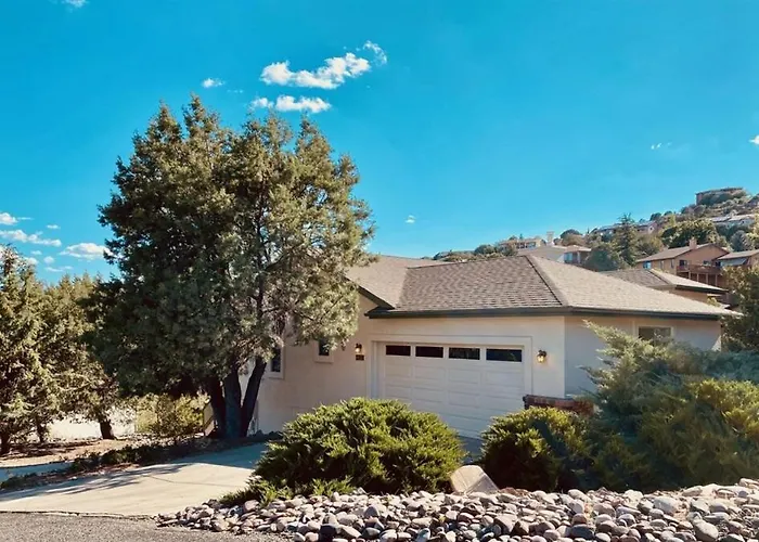 Apartment Poppy House- Charming Getaway - Mtn Views